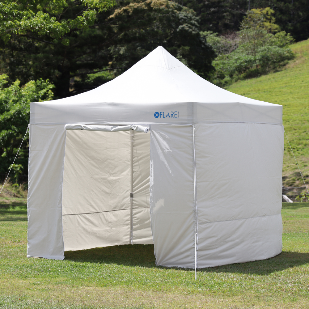 10x10 White Wall Kit – 3 Full, 2 Door Walls – X4 X-TREK Canopy – Flare Shade